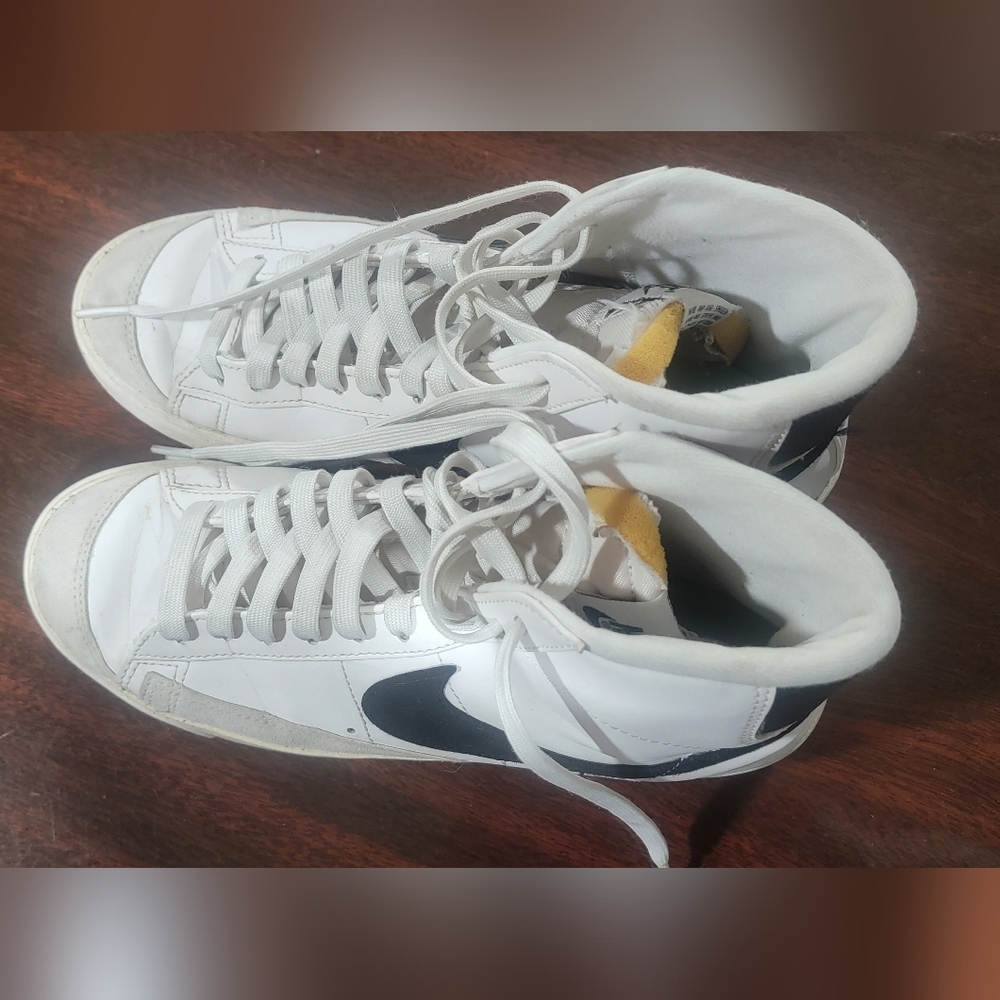 Nike Shoes View 6